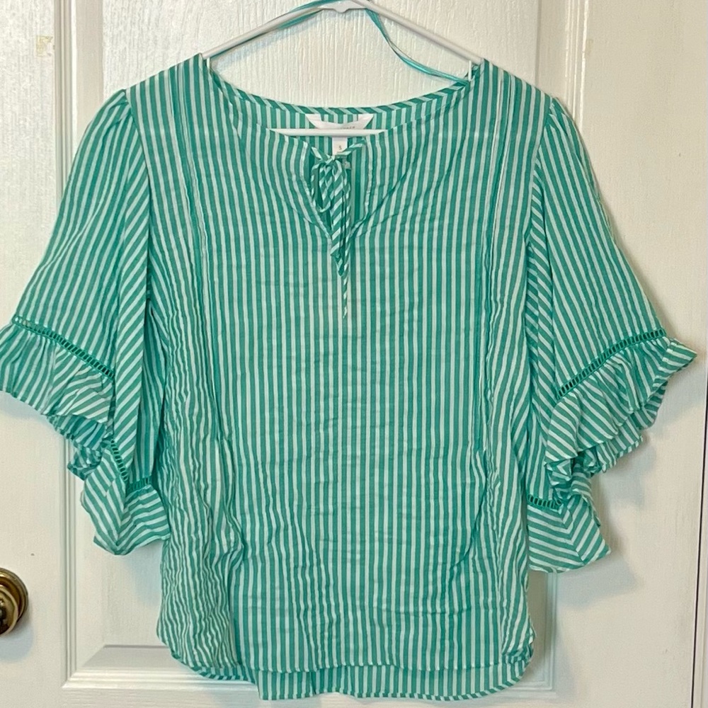 LC Lauren Conrad Green Flounce Sleeve Blouse